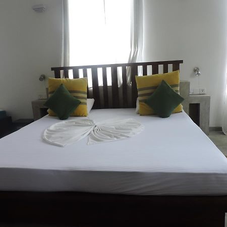 Primrose Guest House Unawatuna Eksteriør bilde