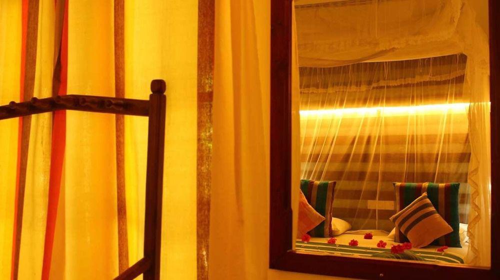 Primrose Guest House Unawatuna Eksteriør bilde