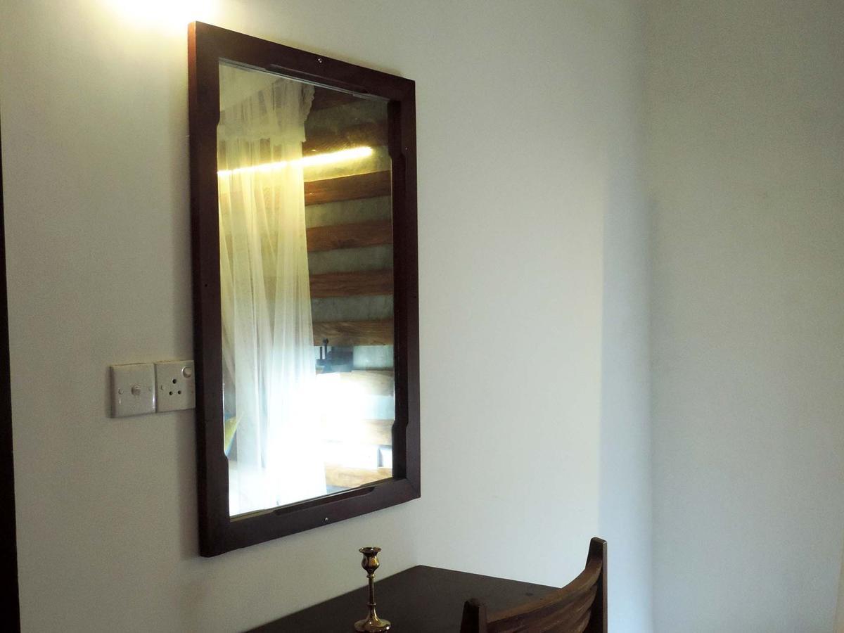 Primrose Guest House Unawatuna Eksteriør bilde